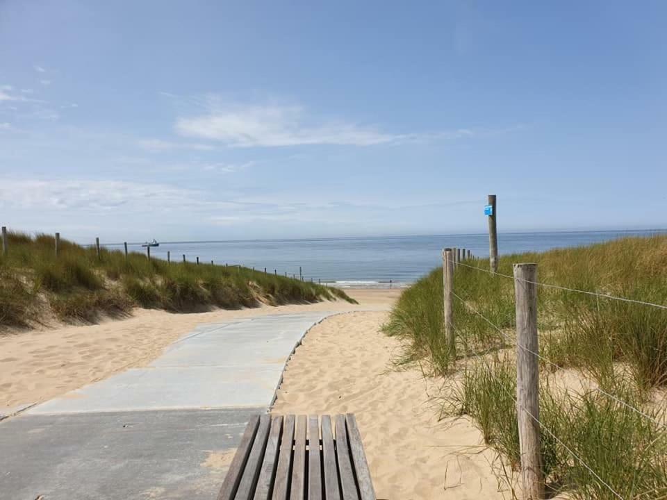 Prachtige Woning Aan De Duinen Villa Den Helder Esterno foto